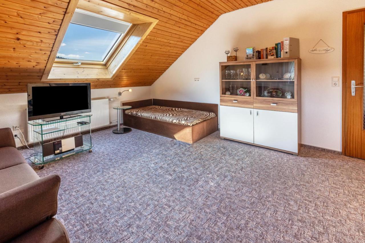 Haus Elfi Apartment Hausen am Tann ภายนอก รูปภาพ